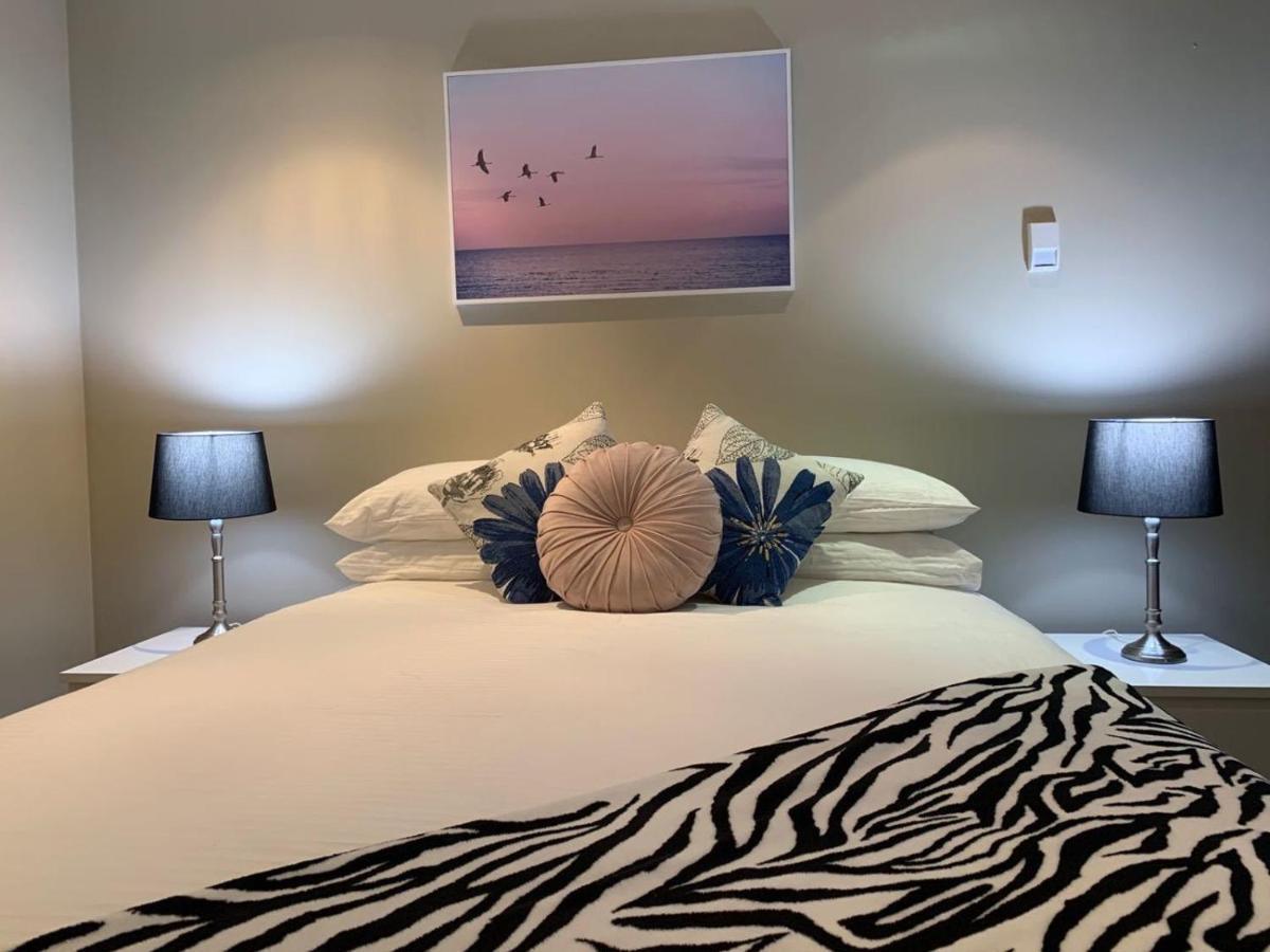 Executive Stays Southbank 1 Bedroom - Luxurious Serviced Apartment เมลเบิร์น ภายนอก รูปภาพ